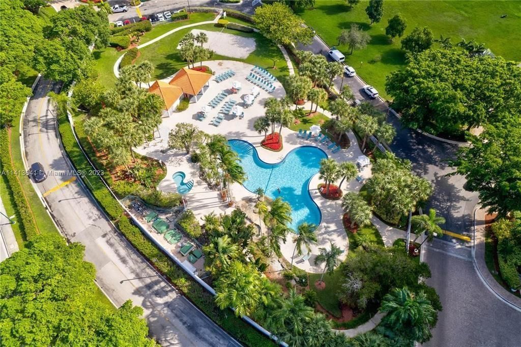 3300 NE 192nd Street, Unit Ph11, Aventura, FL 33180 Photo