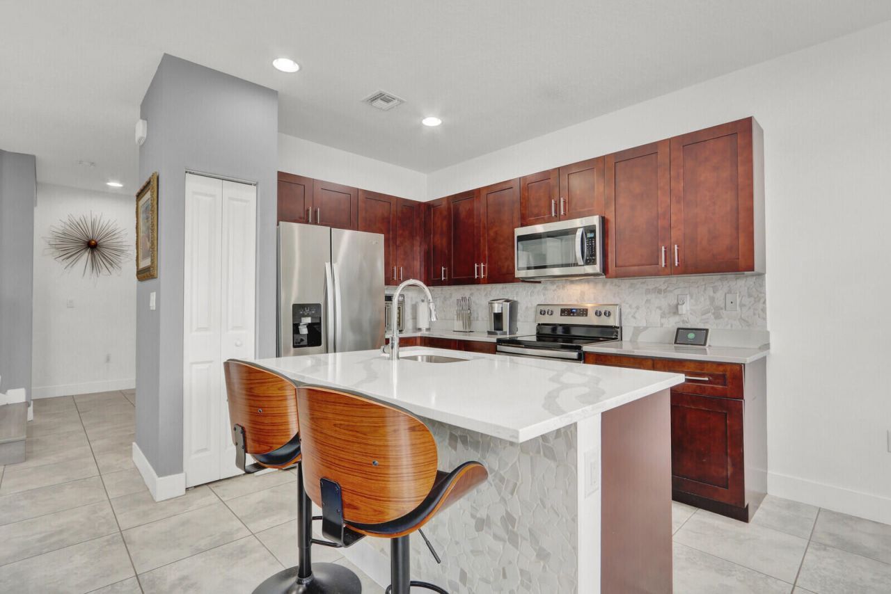 3010 King Palm Way, Riviera Beach, FL 33410 Photo