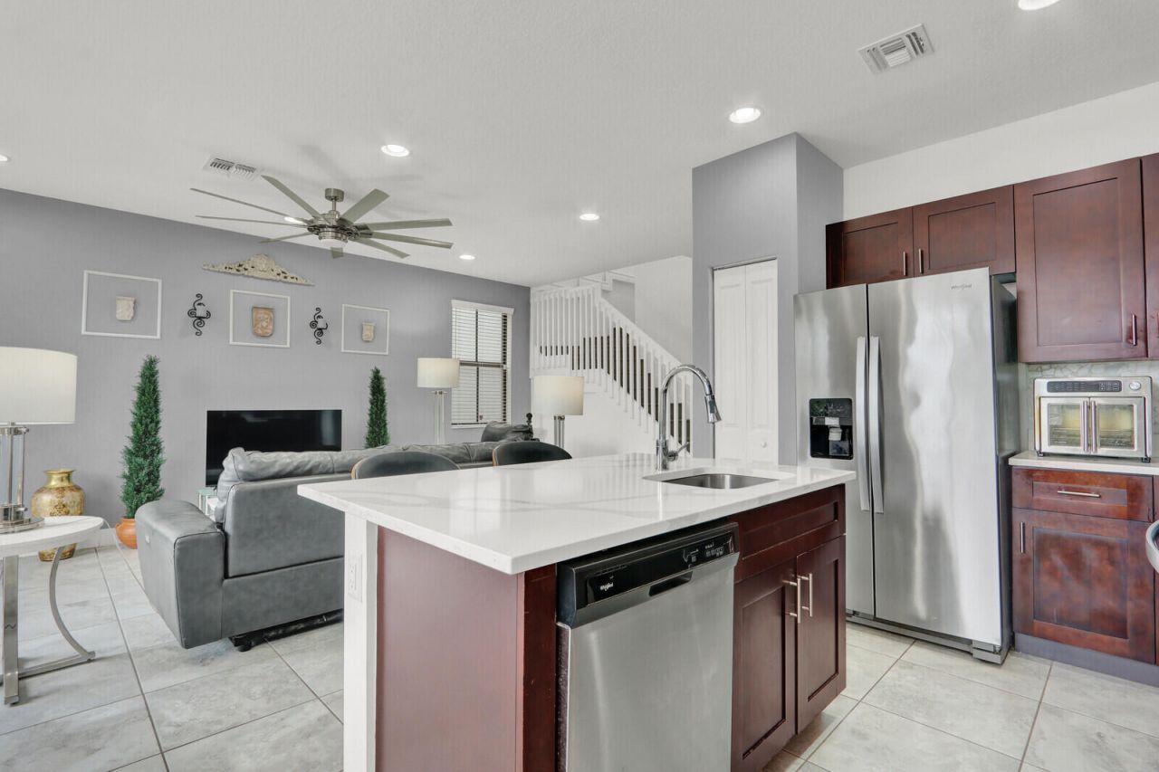 3010 King Palm Way, Riviera Beach, FL 33410 Photo