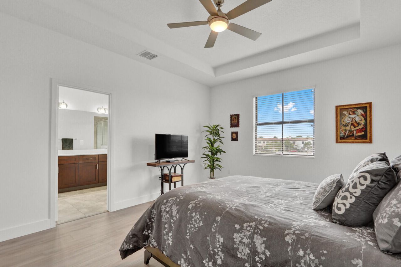 3010 King Palm Way, Riviera Beach, FL 33410 Photo