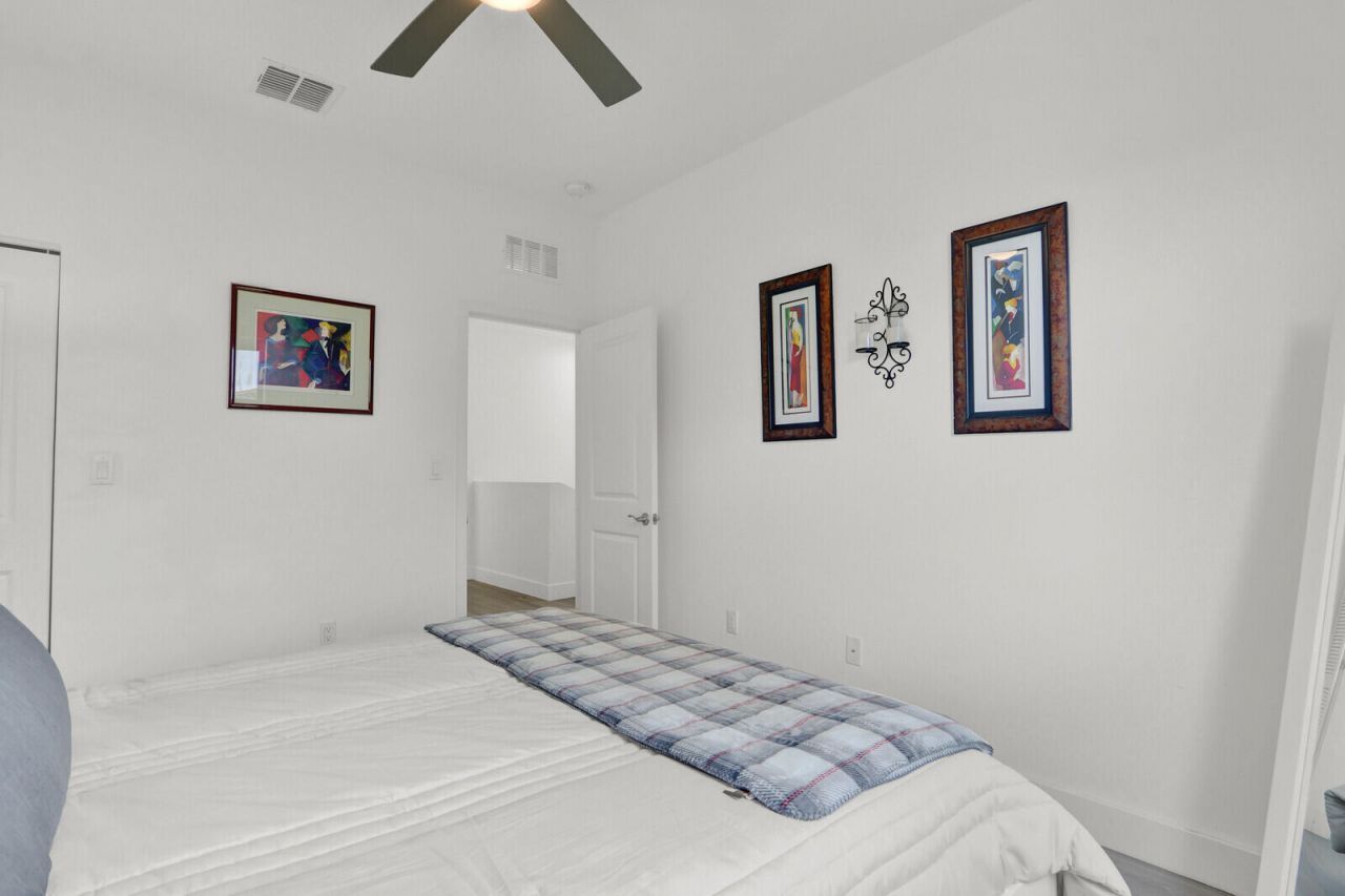 3010 King Palm Way, Riviera Beach, FL 33410 Photo