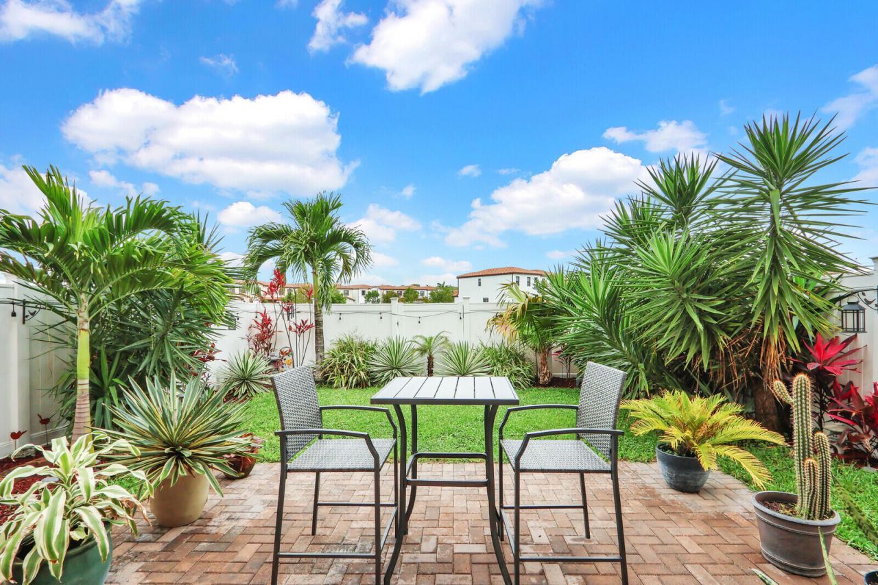 3010 King Palm Way, Riviera Beach, FL 33410 Photo