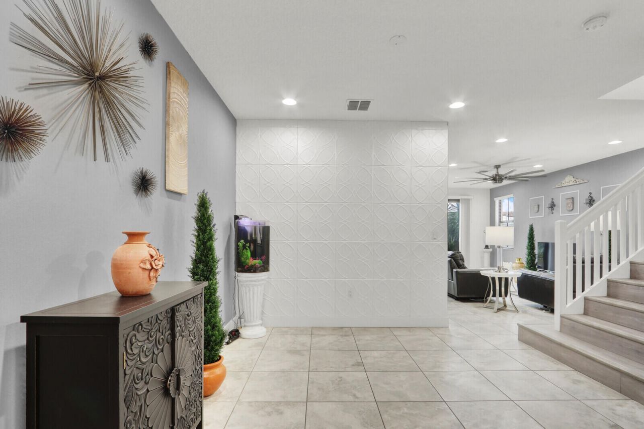 3010 King Palm Way, Riviera Beach, FL 33410 Photo