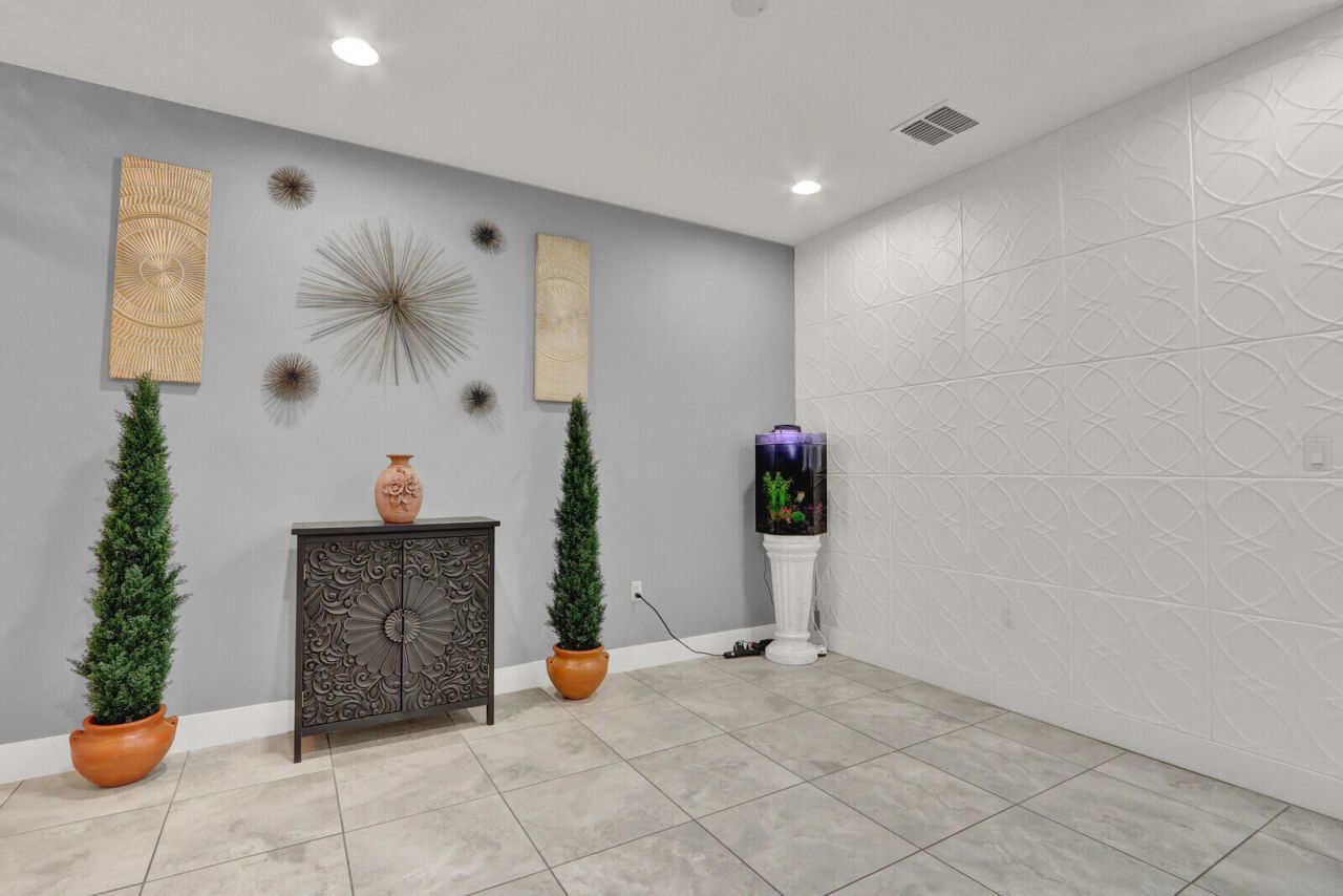 3010 King Palm Way, Riviera Beach, FL 33410 Photo