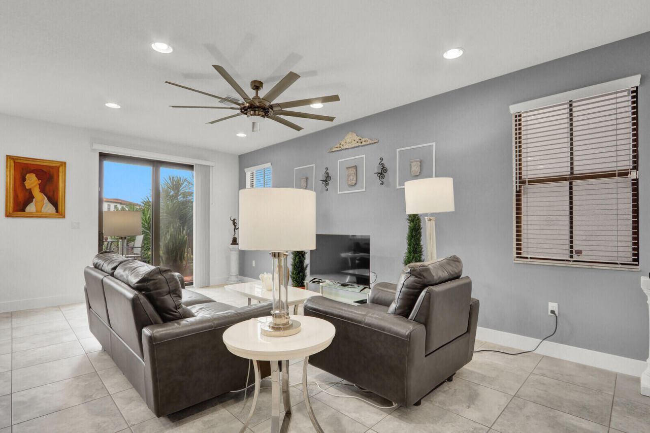 3010 King Palm Way, Riviera Beach, FL 33410 Photo