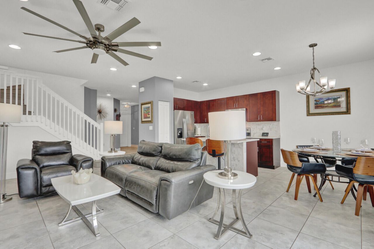 3010 King Palm Way, Riviera Beach, FL 33410 Photo