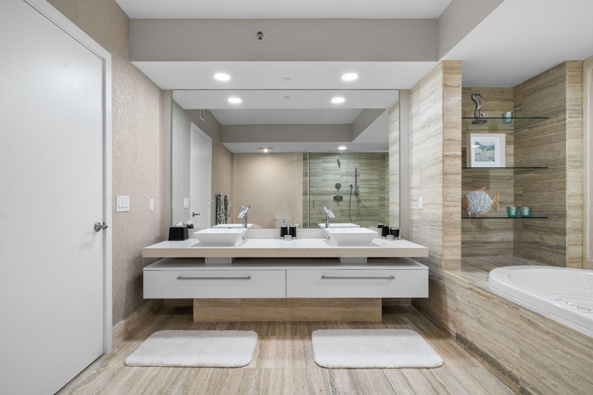 101 S Fort Lauderdale Beach Boulevard, Unit 1406, Fort Lauderdale, FL 33316 Photo