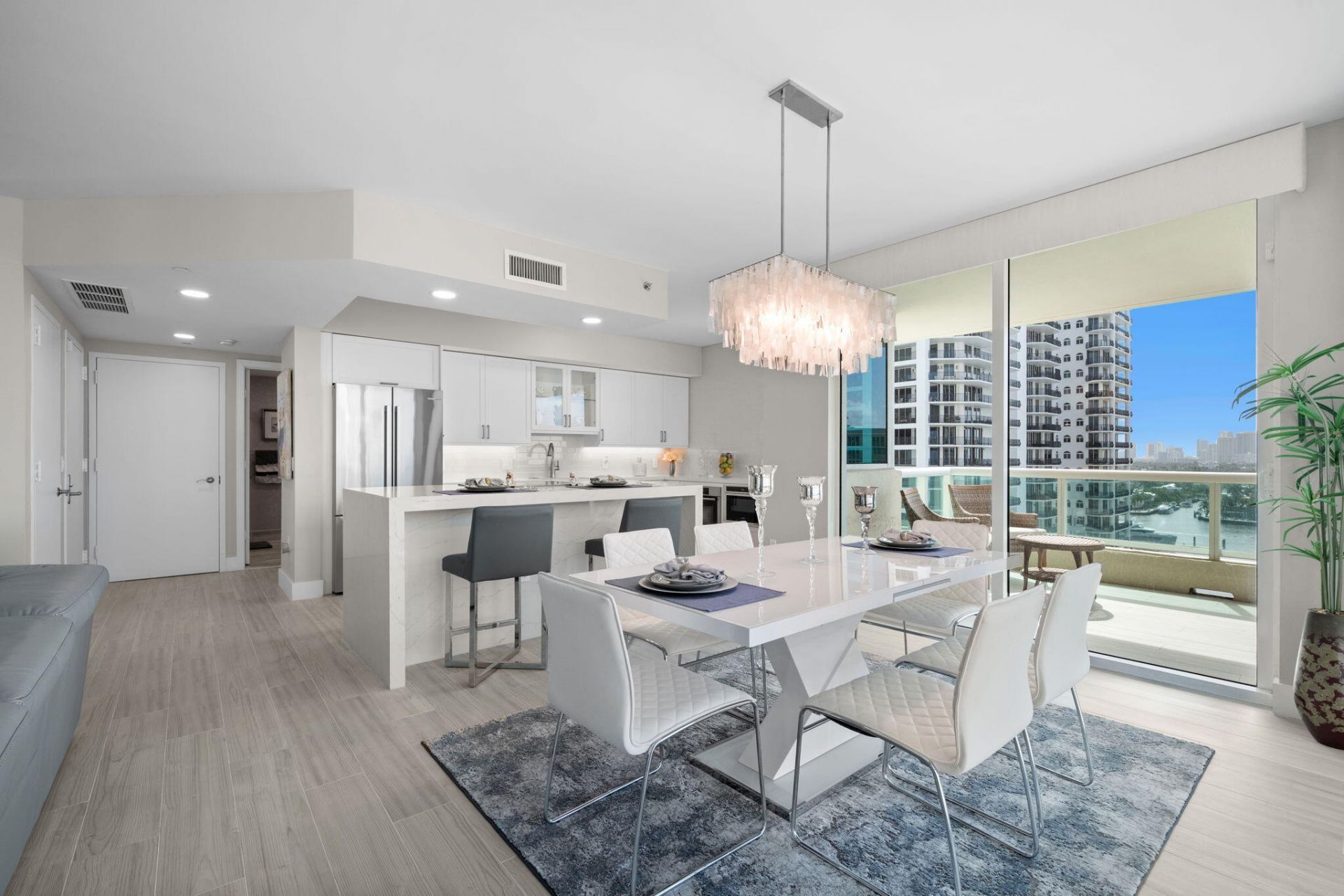 101 S Fort Lauderdale Beach Boulevard, Unit 1406, Fort Lauderdale, FL 33316 Photo