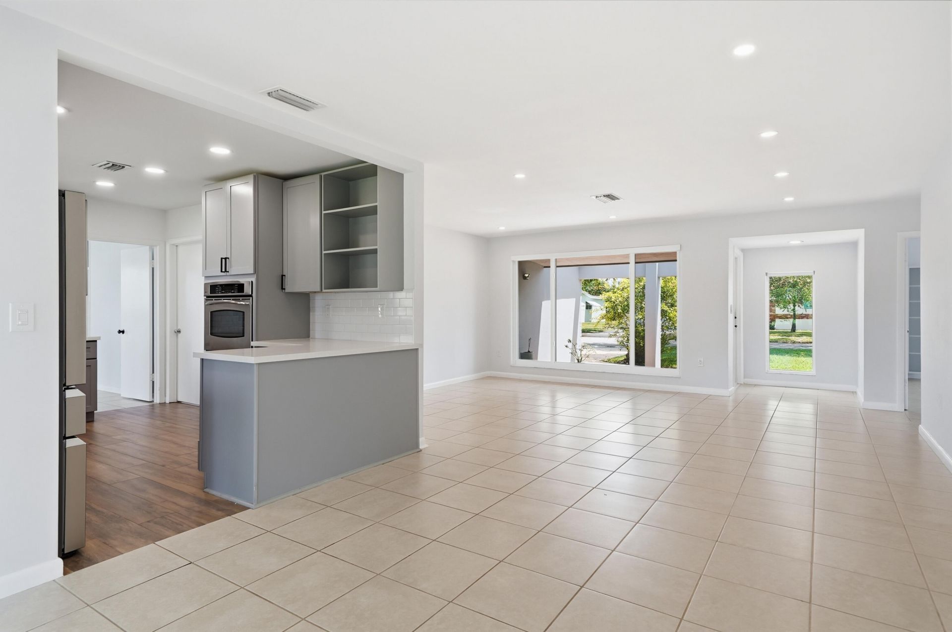 5261 SW 89th Avenue, Cooper City, FL 33328 Photo