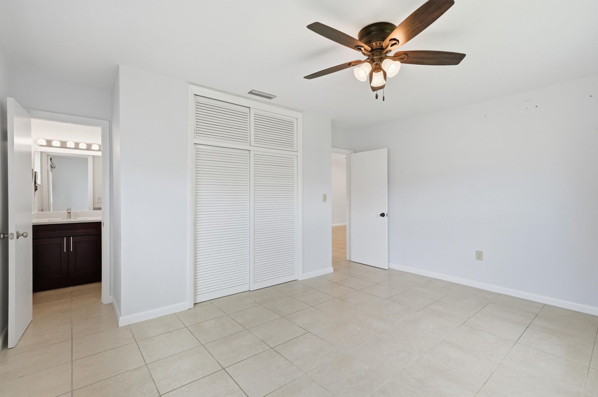 5261 SW 89th Avenue, Cooper City, FL 33328 Photo