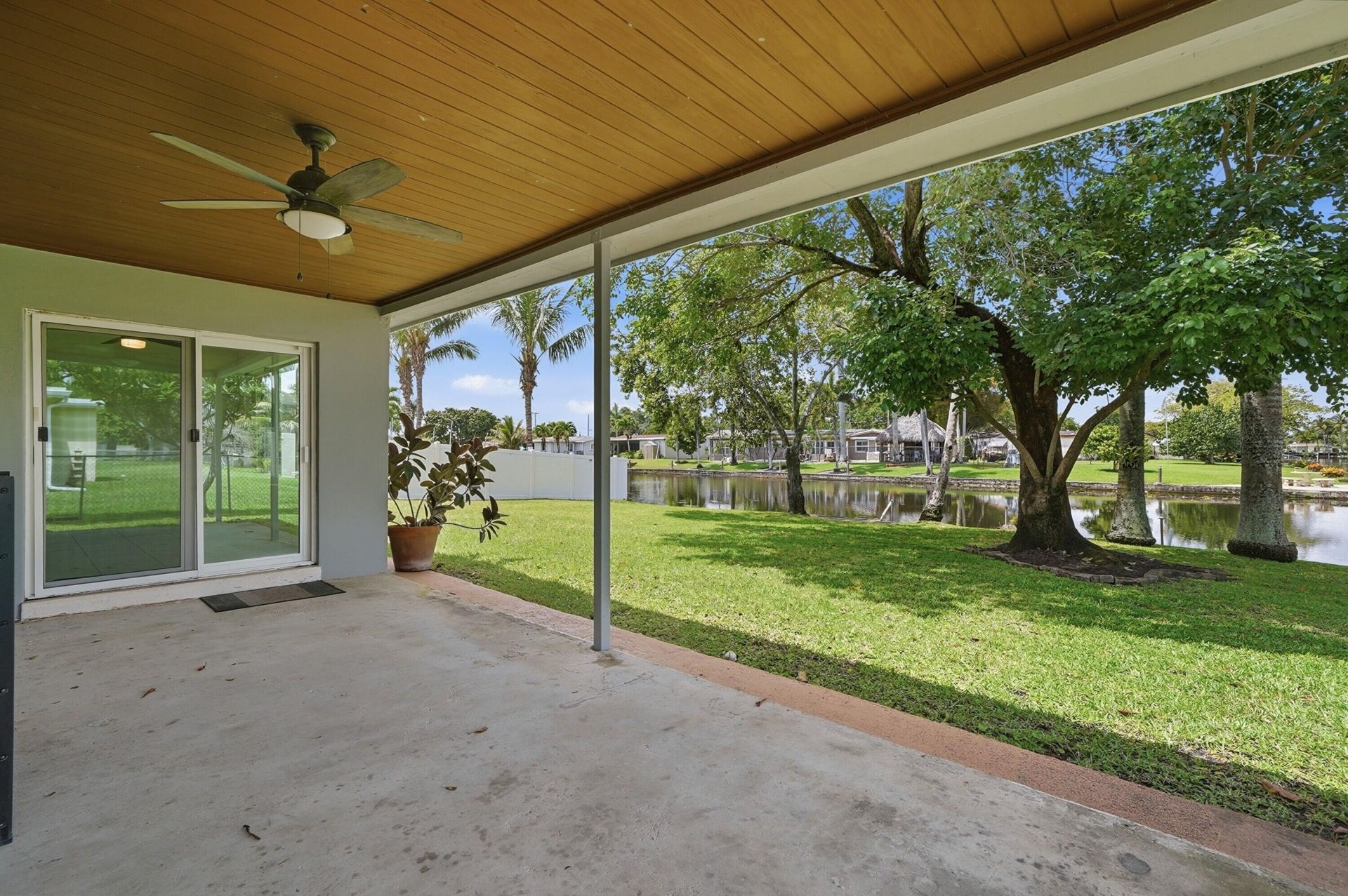 5261 SW 89th Avenue, Cooper City, FL 33328 Photo