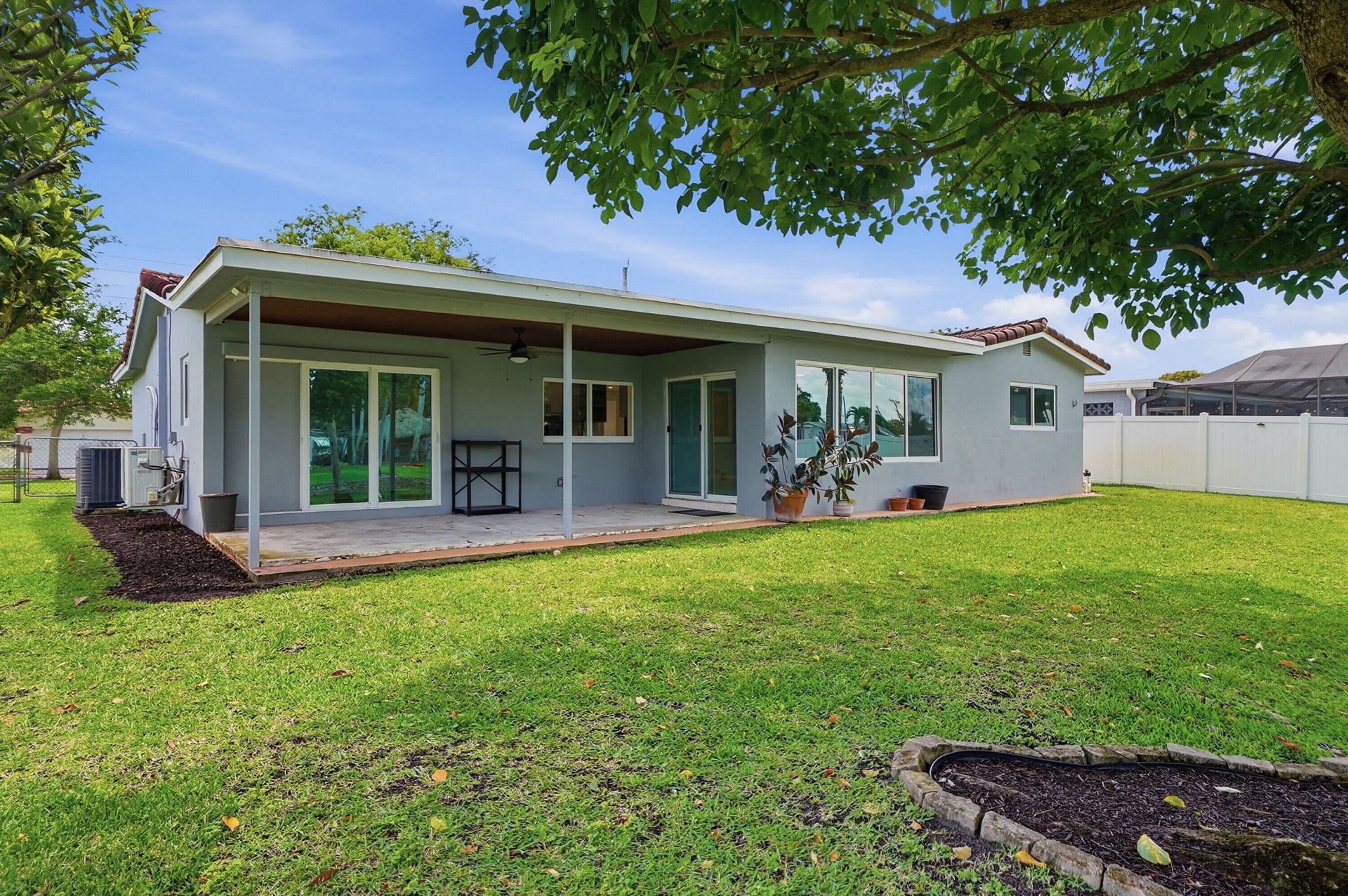 5261 SW 89th Avenue, Cooper City, FL 33328 Photo