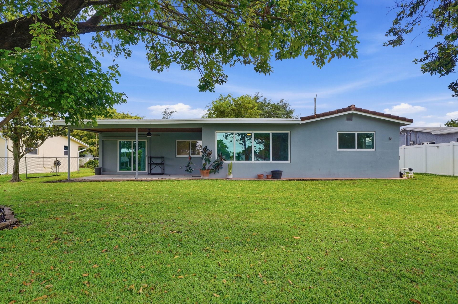 5261 SW 89th Avenue, Cooper City, FL 33328 Photo