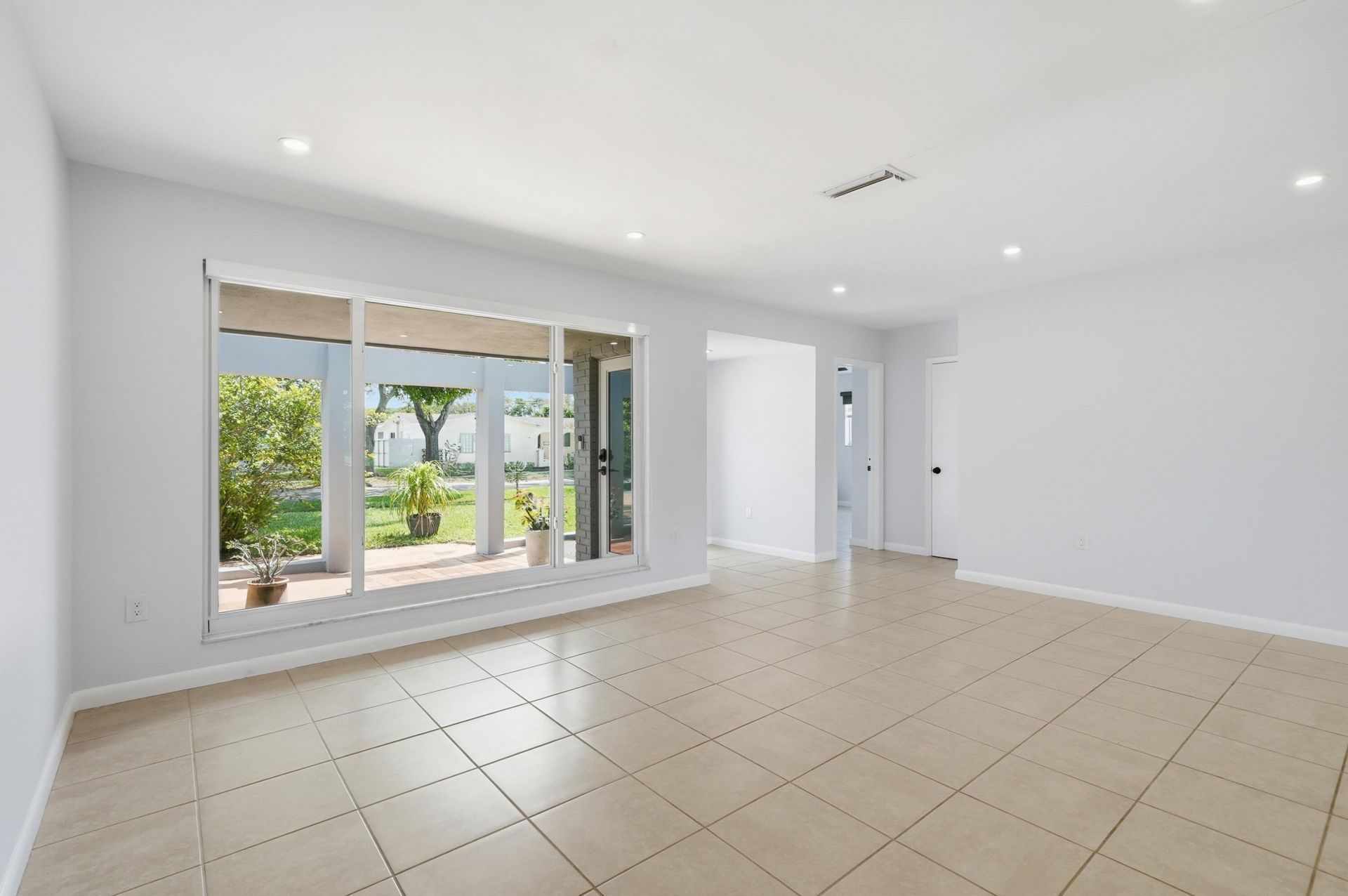 5261 SW 89th Avenue, Cooper City, FL 33328 Photo