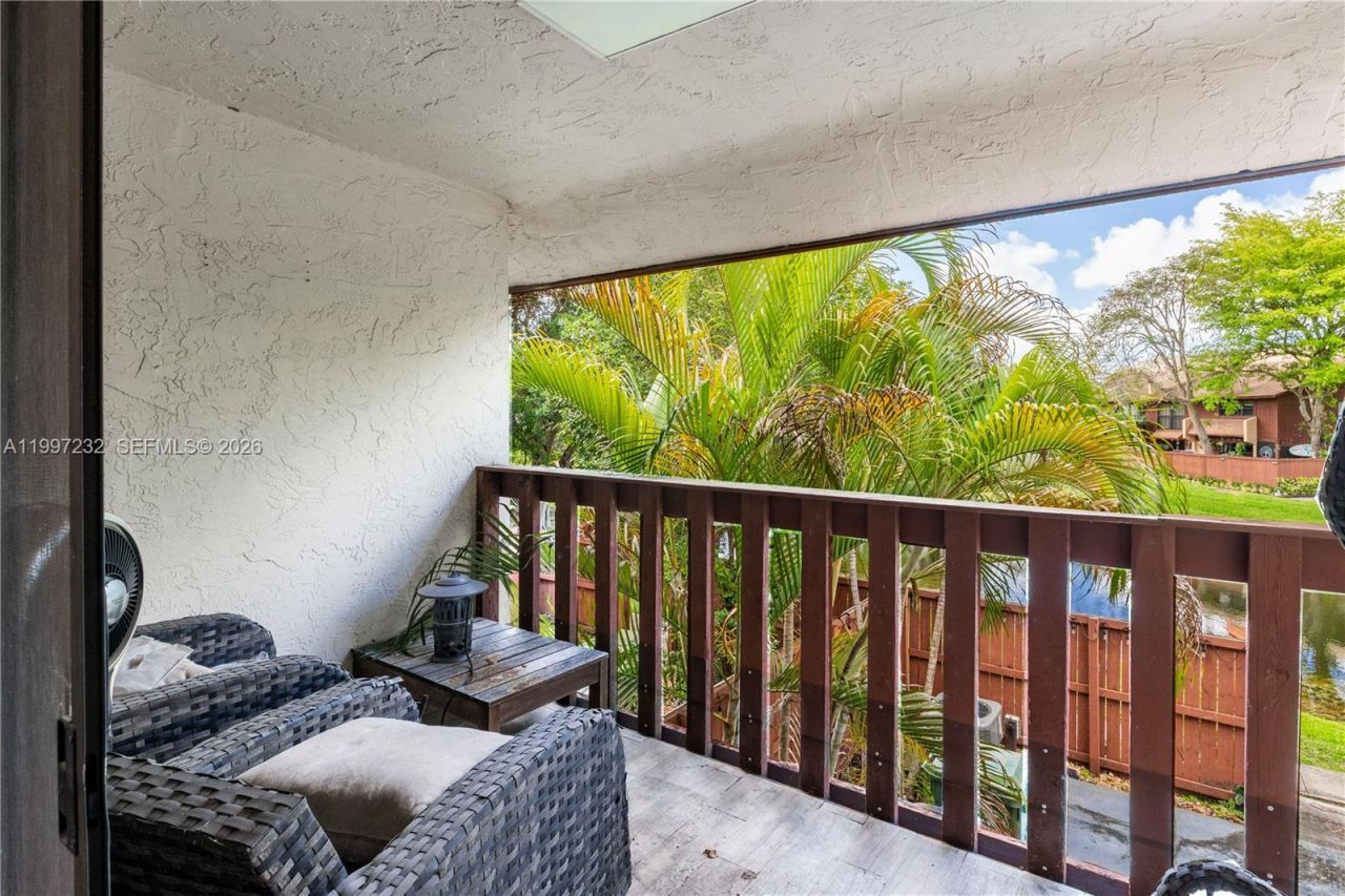 6724 SW 114th Pl, Unit E, Miami, FL 33173 Photo