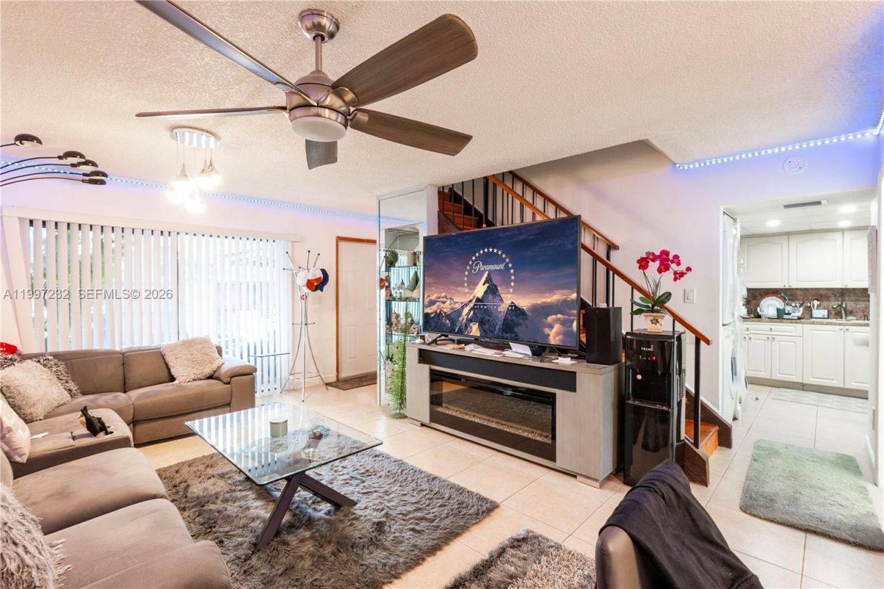 6724 SW 114th Pl, Unit E, Miami, FL 33173 Photo