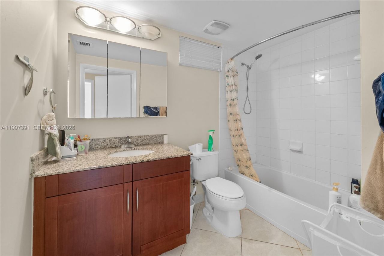 7275 SW 90th St , Unit C208, Miami, FL 33156 Photo