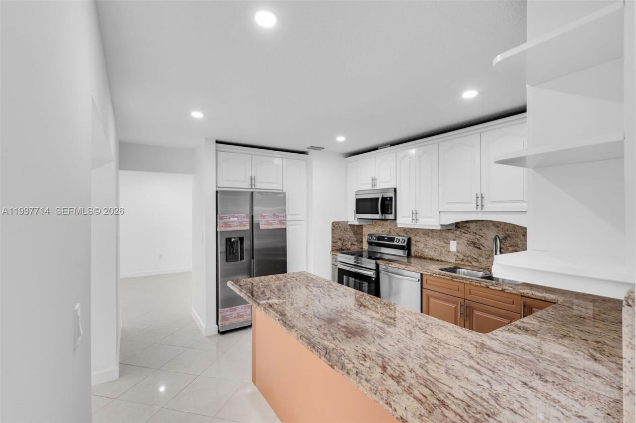 14755 SW 82nd Ter, Miami, FL 33193 Photo