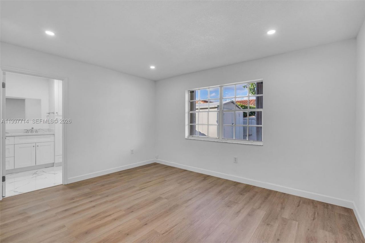 14755 SW 82nd Ter, Miami, FL 33193 Photo