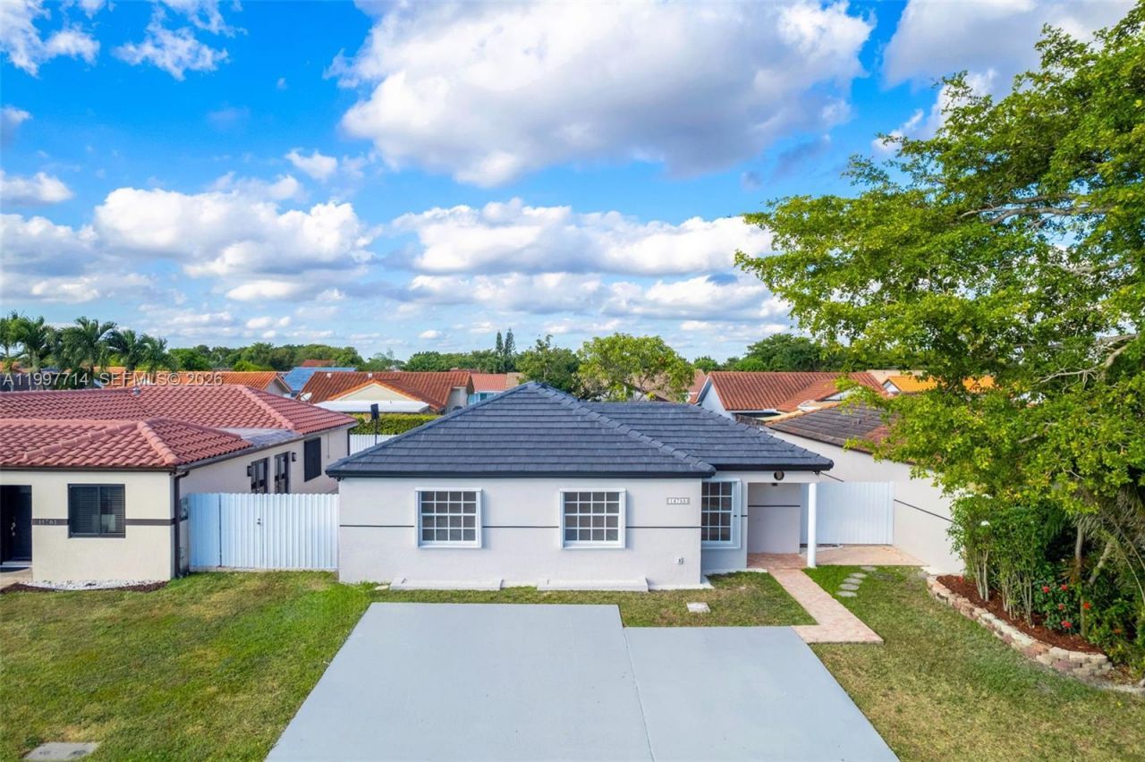 14755 SW 82nd Ter, Miami, FL 33193 Photo