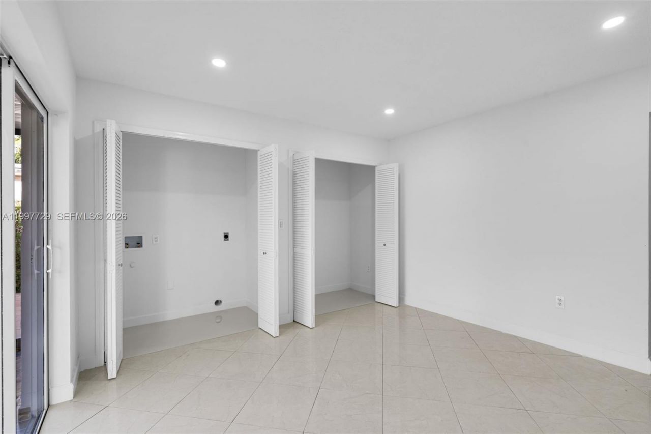 14755 SW 82nd Ter, Miami, FL 33193 Photo