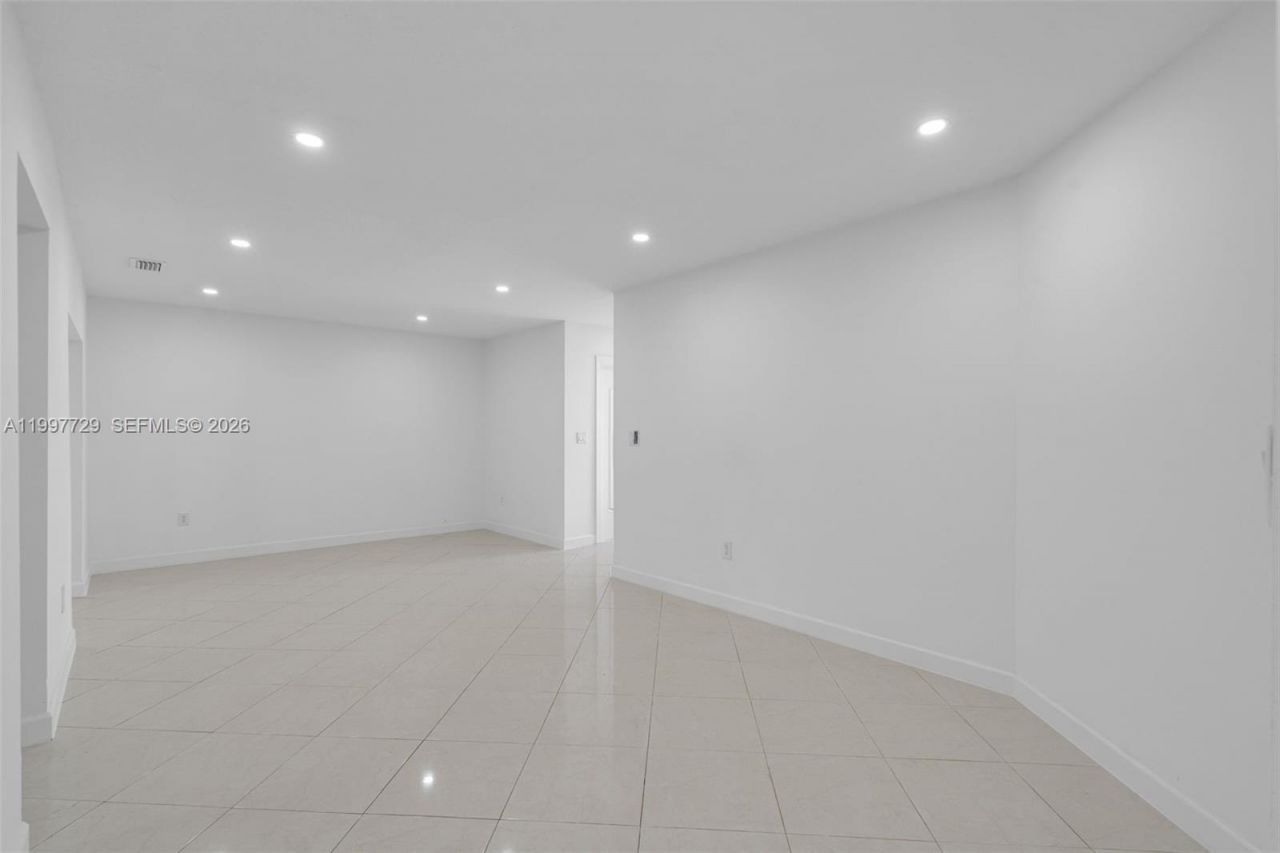 14755 SW 82nd Ter, Miami, FL 33193 Photo