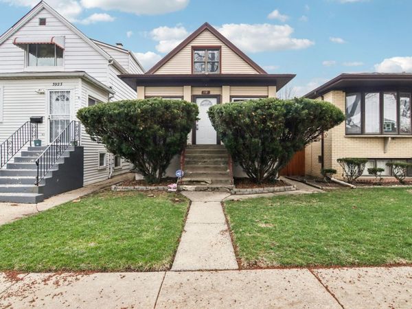 3921 N Newcastle Avenue , Chicago, IL 60634