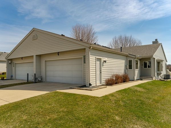 4820 Tee Court SW, Rochester, MN 55902