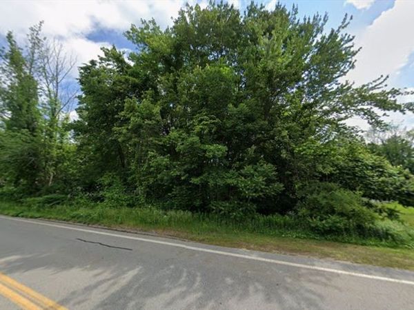 595 Pleasant, Leicester, MA 01542