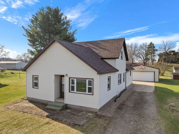 103 May St, Rockland, WI 54653