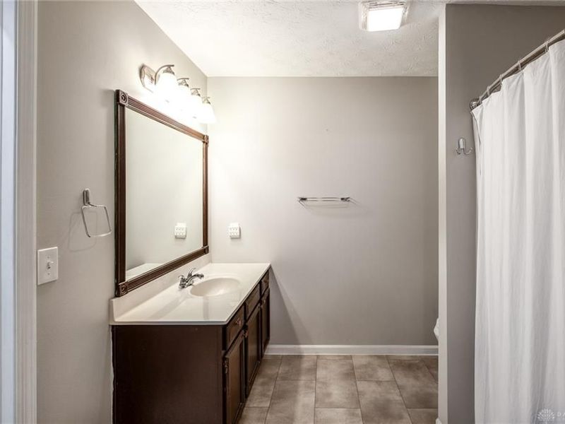 1499 Farrington, Kettering, OH 45420 Photo 21