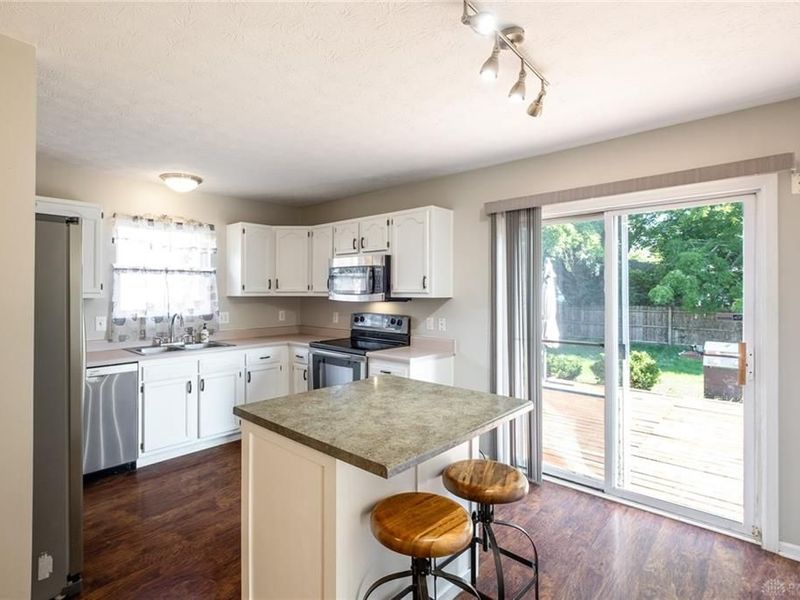 1499 Farrington, Kettering, OH 45420 Photo 5