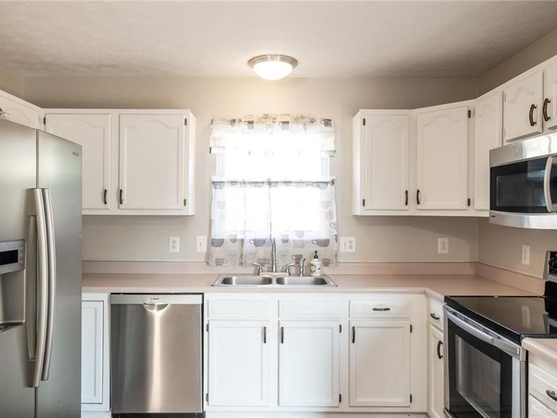 1499 Farrington, Kettering, OH 45420 Photo 7