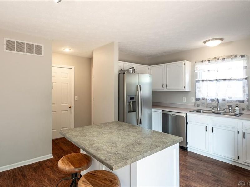 1499 Farrington, Kettering, OH 45420 Photo 8