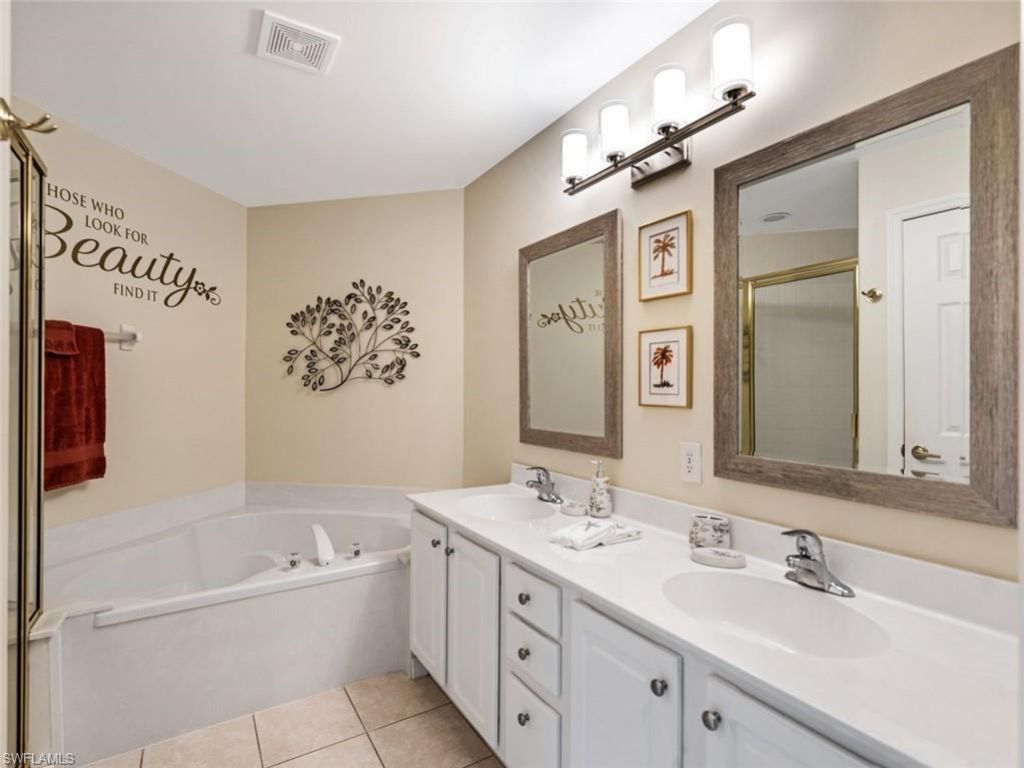 2120 Arielle Dr, Unit 202, Naples, FL 34109 Photo