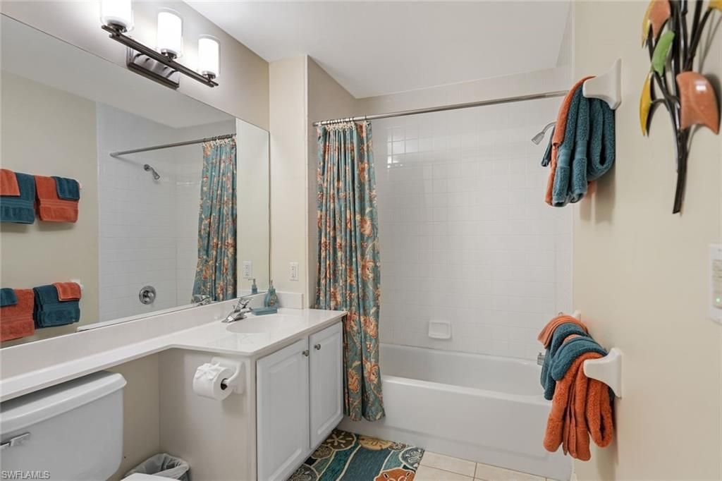 2120 Arielle Dr, Unit 202, Naples, FL 34109 Photo