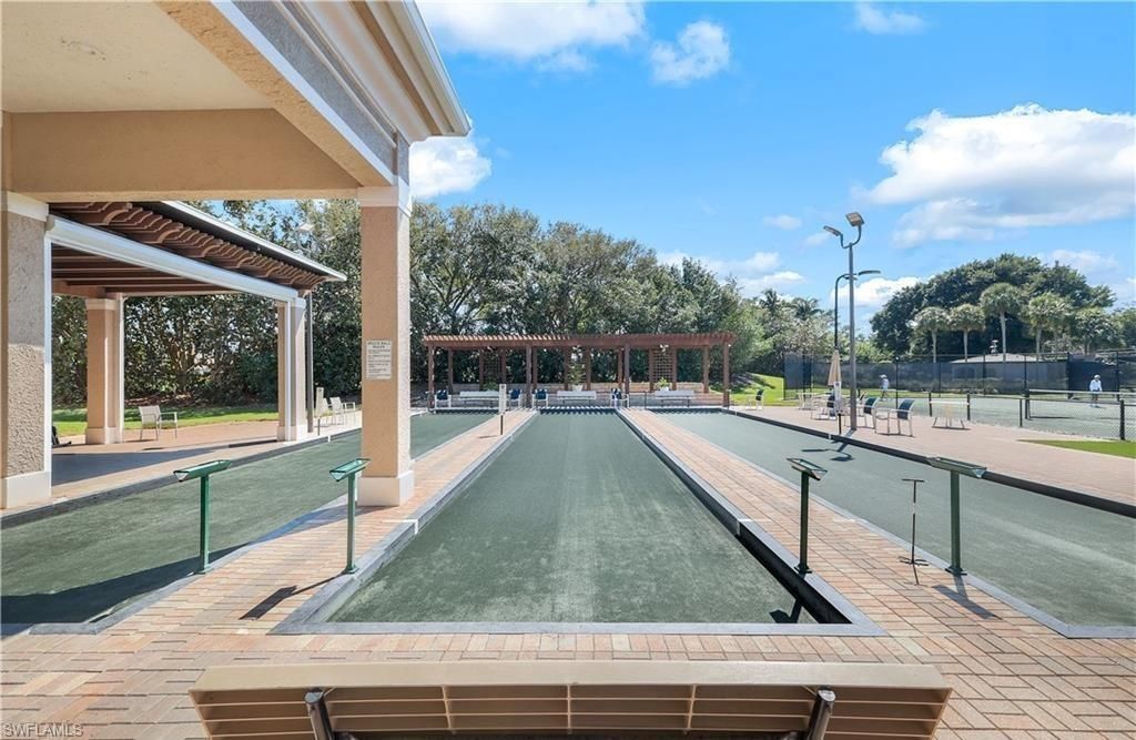 2120 Arielle Dr, Unit 202, Naples, FL 34109 Photo