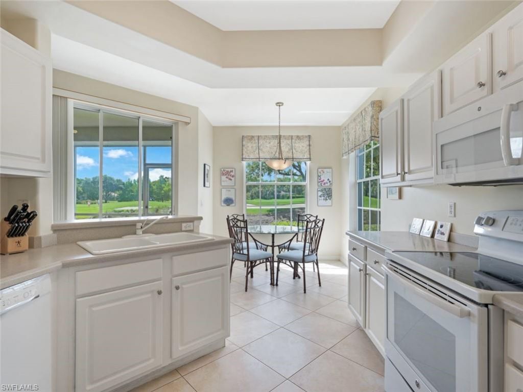 2120 Arielle Dr, Unit 202, Naples, FL 34109 Photo