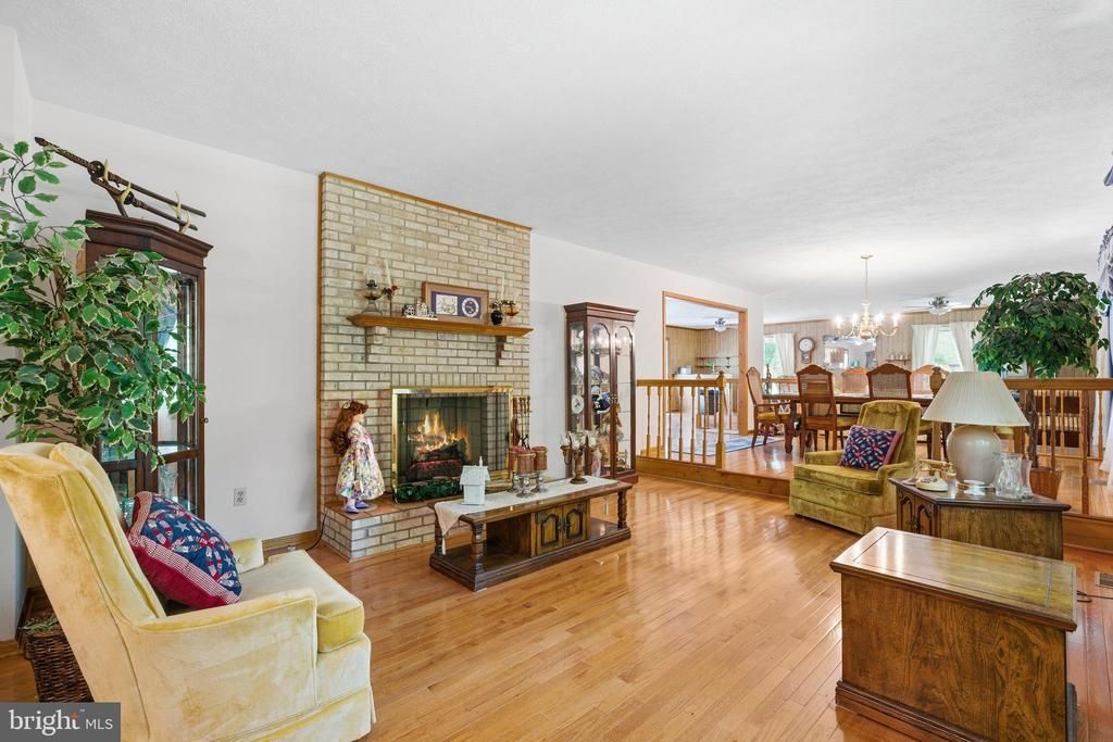 4465 CAMELOT DRIVE, POMFRET, MD 20675