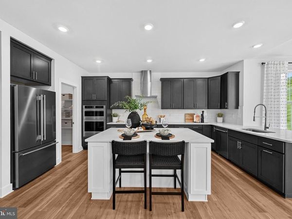 1130 FRANK STREET, FOGELSVILLE, PA 18051