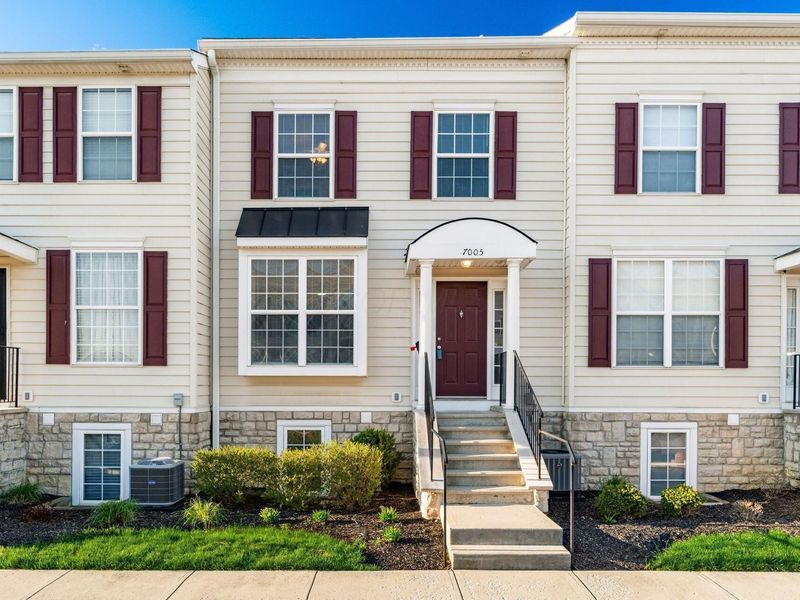 7005 Monarchos Drive, Unit 11, New Albany, OH 43054 Photo 1