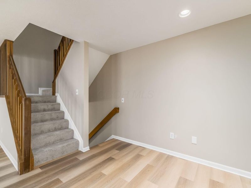 7005 Monarchos Drive, Unit 11, New Albany, OH 43054 Photo 16