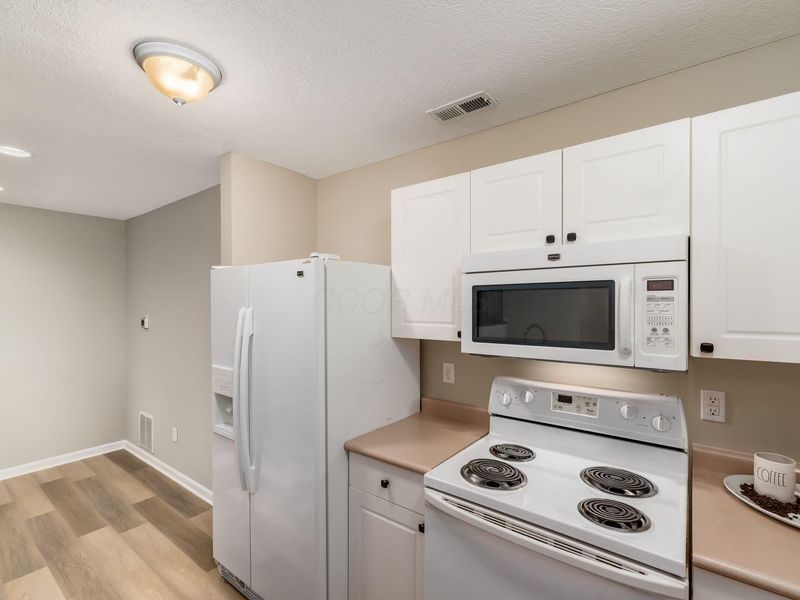 7005 Monarchos Drive, Unit 11, New Albany, OH 43054 Photo 18