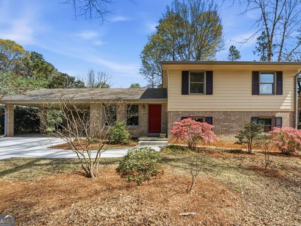 1471 Camelot Lane, Tucker, GA 30084