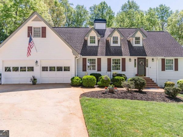 4629 Simpson Downs, Gainesville, GA 30507