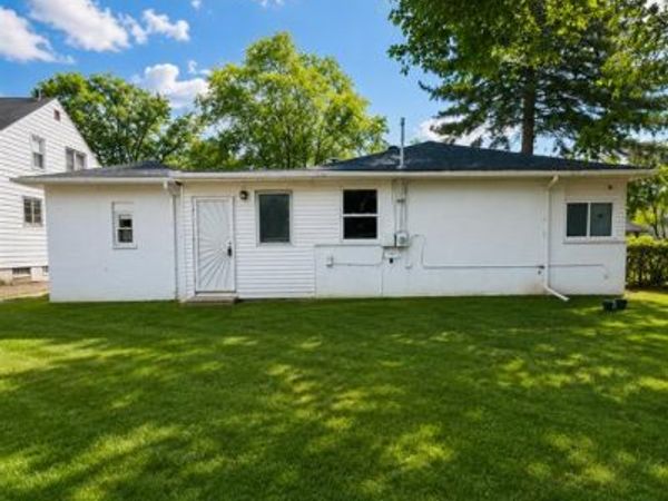 18455 Wormer Street, Detroit, MI 48219