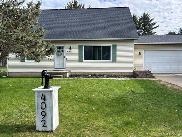 4092 Farner Street, Fenton Twp, MI 48451
