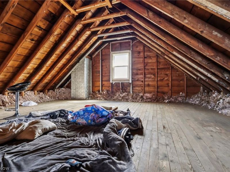 18310 La Salle Avenue, Cleveland, OH 44119 Photo 24