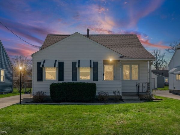 509 Cambridge Avenue, Elyria, OH 44035