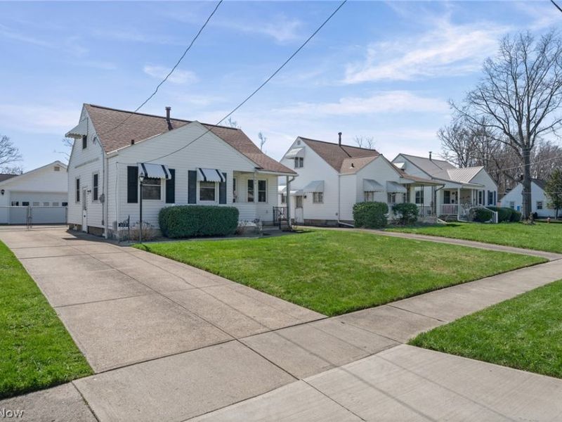 509 Cambridge Avenue, Elyria, OH 44035 Photo 4